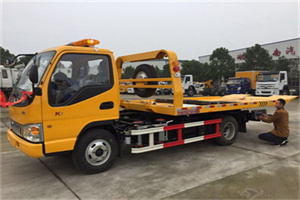 柯城区哪里有拖车服务